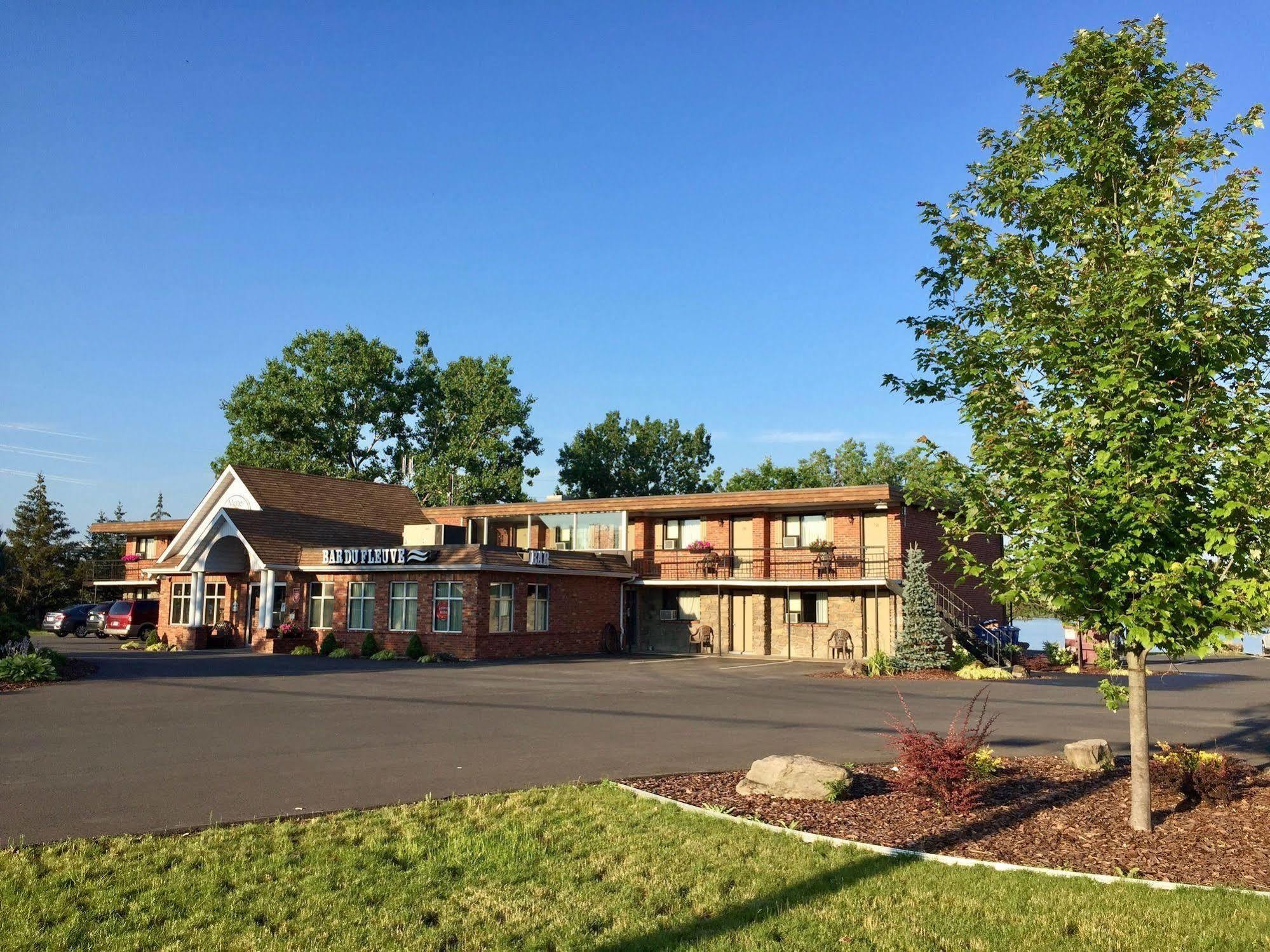 Motel Du Fleuve Brossard Exterior foto